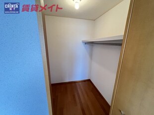 伊勢中川駅 徒歩8分 3階の物件内観写真